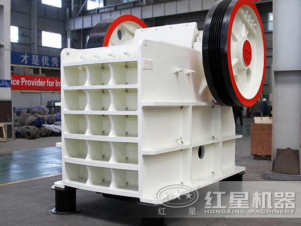 420tph砸石機(jī):鄂破機(jī) 420tph砸石機(jī):鄂破機(jī)