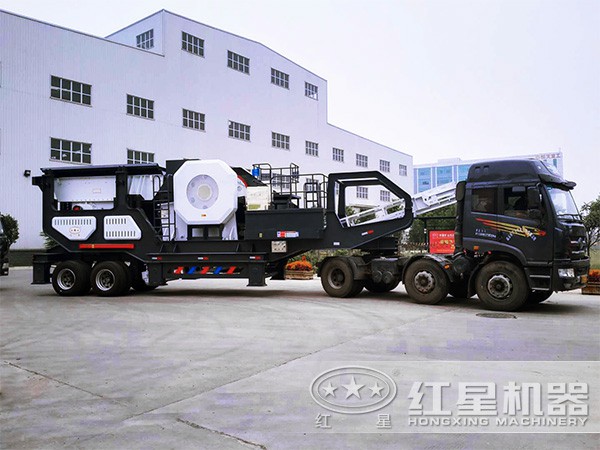 車載碎石機發貨現場 車載碎石機發貨現場