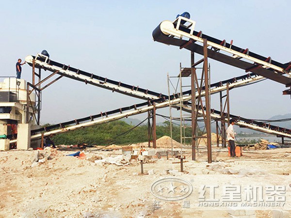 時產(chǎn)20噸河沙制砂機工作現(xiàn)場 時產(chǎn)20噸河沙制砂機工作現(xiàn)場