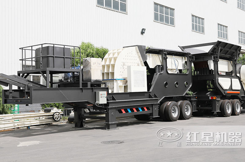 移動(dòng)碎石子機(jī):配重錘破 移動(dòng)碎石子機(jī):配重錘破