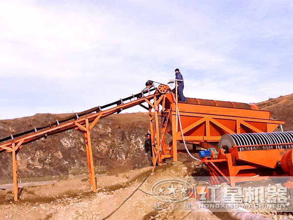 磁鐵礦磁選機(jī)工作現(xiàn)場 磁鐵礦磁選機(jī)工作現(xiàn)場