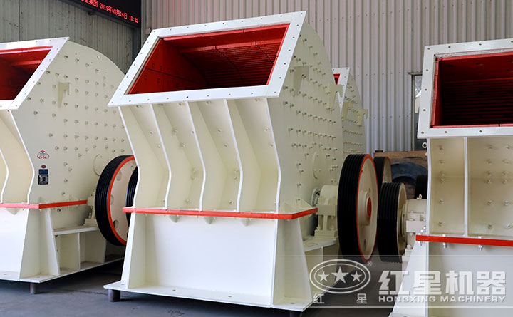 1000tph重錘式粉石頭機(jī) 1000tph重錘式粉石頭機(jī)