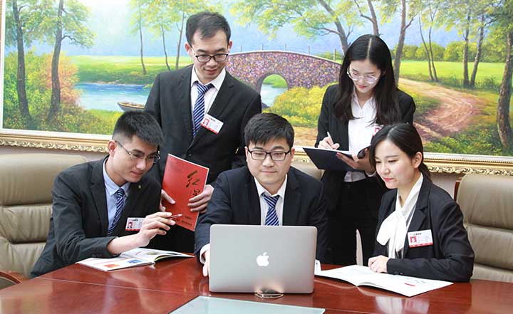 認真商榷設計方案，為用戶提供更科學的投資方針