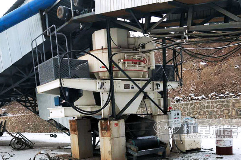 制砂機(jī)作業(yè)現(xiàn)場 制砂機(jī)作業(yè)現(xiàn)場