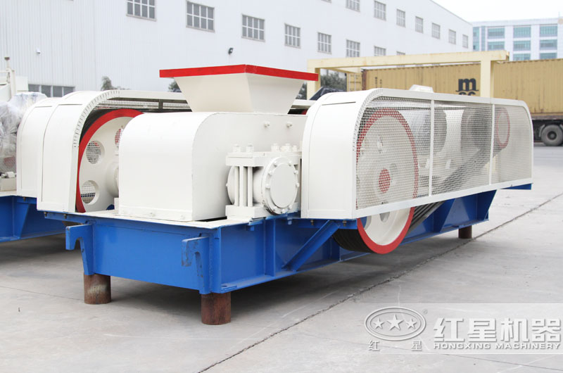 小型輥式粉碎機(jī)成品圖 小型輥式粉碎機(jī)成品圖