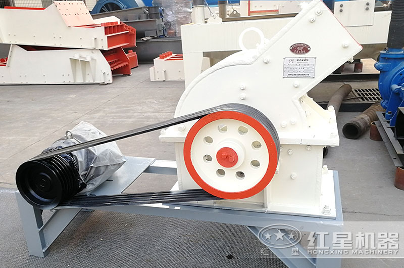 小型錘式制砂機(jī)圖片 小型錘式制砂機(jī)圖片