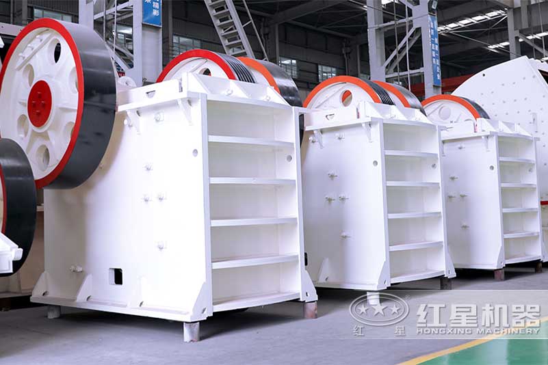 紅星機器生產的砂巖鄂式破碎機設備 紅星機器生產的砂巖鄂式破碎機設備